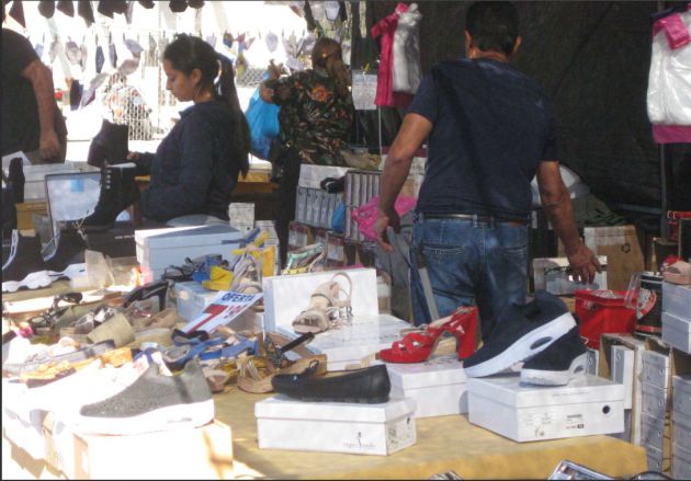 Mercadillo de Teuladas en San Blas Mercadillo de Teuladas en San Blas