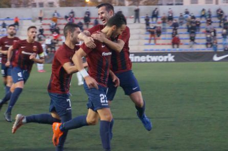 Óscar García firmó dos goles Óscar García firmó dos goles