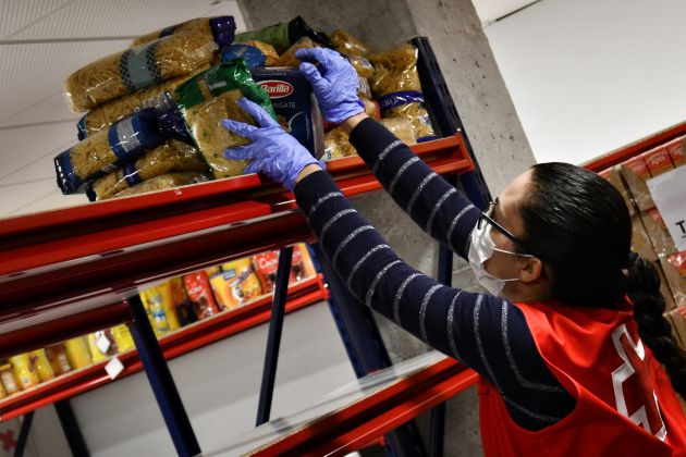 Cruz Roja Alicante comienza a distribuir más de 1.105.000 kilos de alimentos para familias vulnerables Cruz Roja Alicante comienza a distribuir más de 1.105.000 kilos de alimentos para familias vulnerables