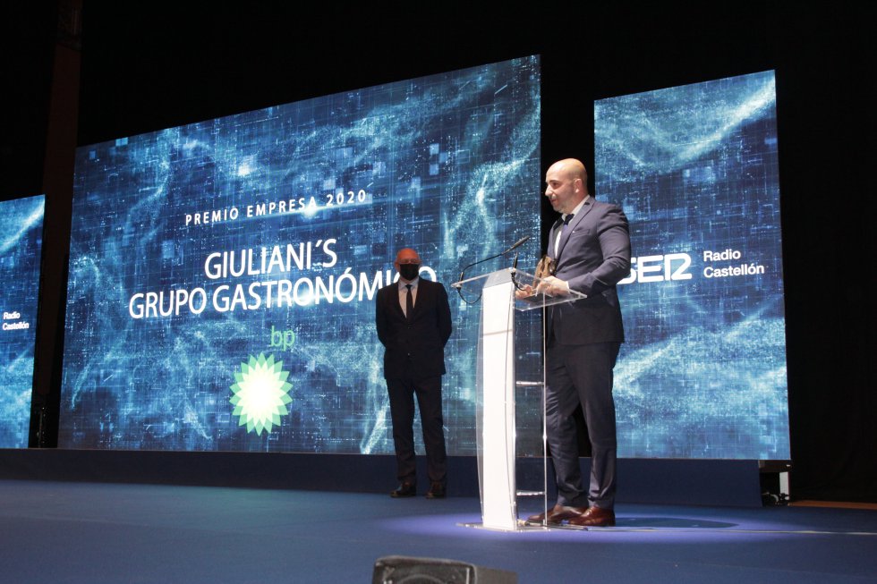 Premio Empresa - Giuliani's Grupo Gastronómico Premio Empresa - Giuliani's Grupo Gastronómico
