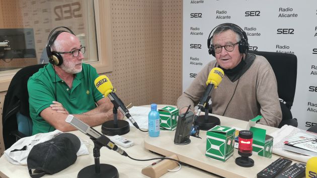 César Martín de Vega y Pedro Fernández Giménez del grupo 'Que viene el lobo' César Martín de Vega y Pedro Fernández Giménez del grupo 'Que viene el lobo'