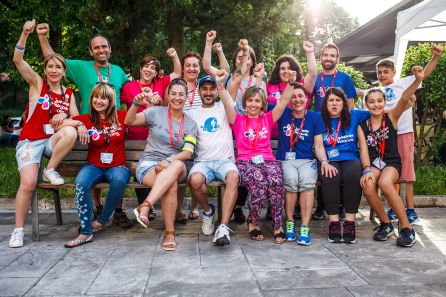 Familias y voluntarios Familias y voluntarios