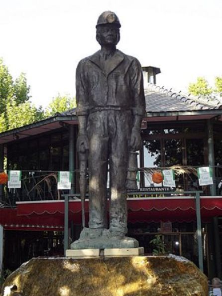 Monumento al minero del Alto Guadiato Monumento al minero del Alto Guadiato