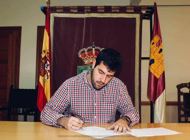 Víctor San Vidal, alcalde de Fontanar Víctor San Vidal, alcalde de Fontanar