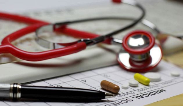 El doctor Barjadí valora el protocolo establecido en el Virgen de la Luz para la atención a los pacientes de covid-19. El doctor Barjadí valora el protocolo establecido en el Virgen de la Luz para la atención a los pacientes de covid-19.