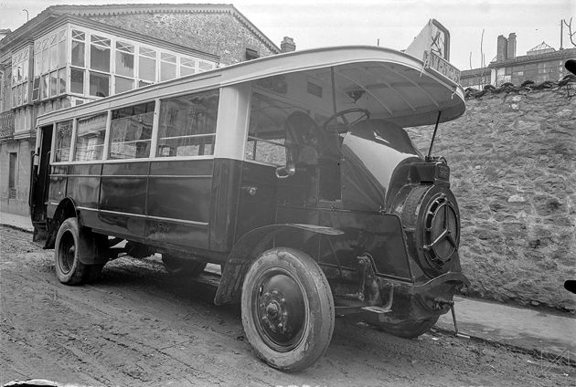 Autobús en 1925 Autobús en 1925