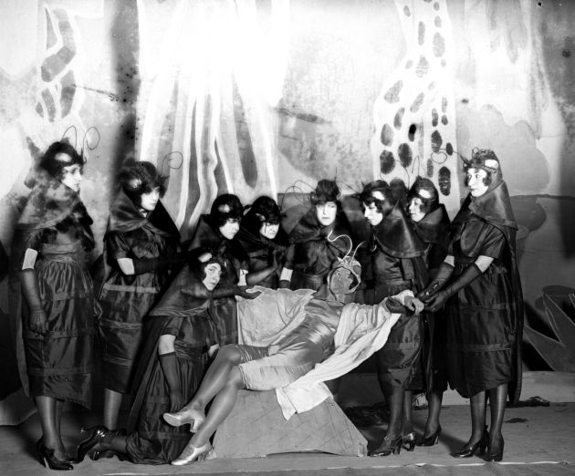 Una de las primeras representaciones de la obra de teatro 'El maleficio de la mariposa', de Federico García Lorca Una de las primeras representaciones de la obra de teatro 'El maleficio de la mariposa', de Federico García Lorca