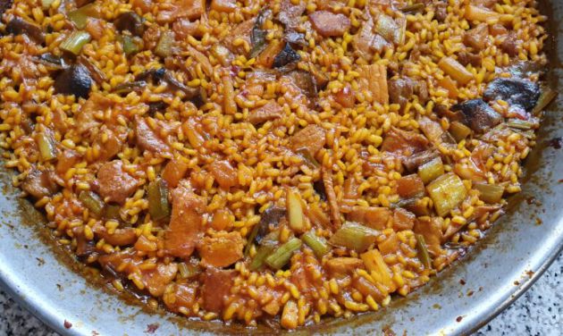 Arròs amb rellom de porc, bolets i carabassa Arròs amb rellom de porc, bolets i carabassa