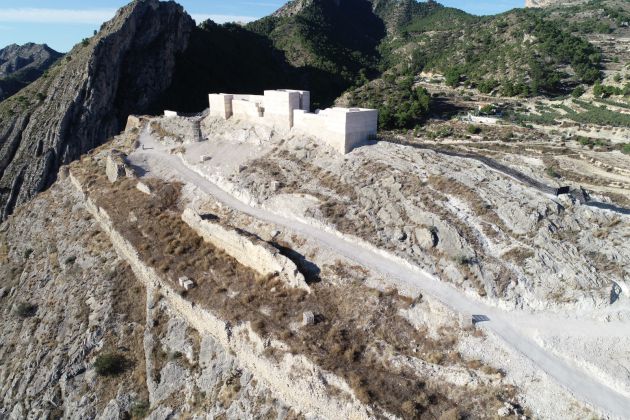 Imagen de la reforma del Castillo de Xixona Imagen de la reforma del Castillo de Xixona