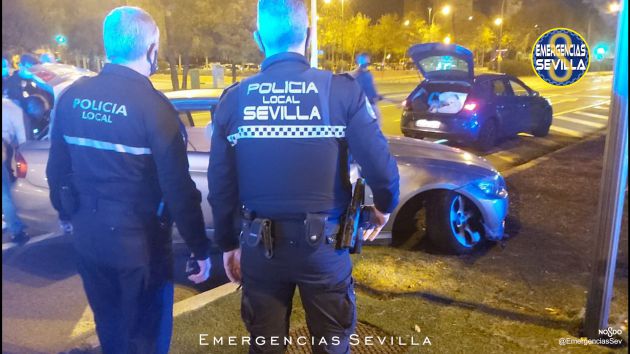 Se investiga ahora la posible relación de los cinco detenidos con otros robos similares Se investiga ahora la posible relación de los cinco detenidos con otros robos similares