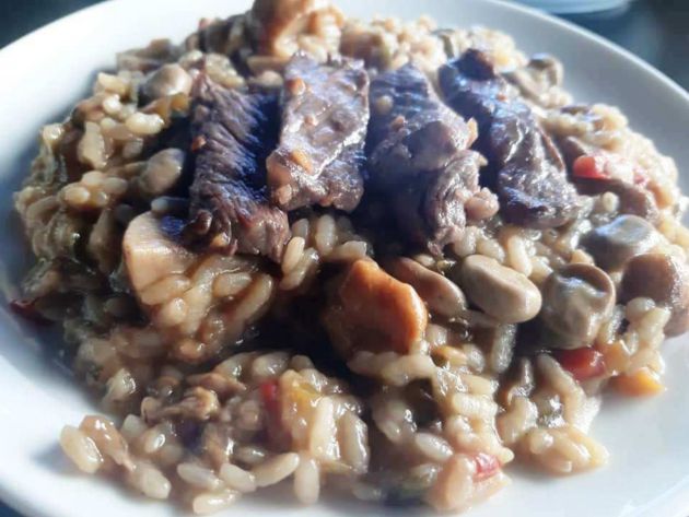 Arroz meloso con presa ibérica y verduras Arroz meloso con presa ibérica y verduras