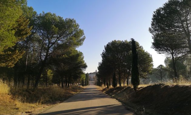 De camino a la ermita. De camino a la ermita.