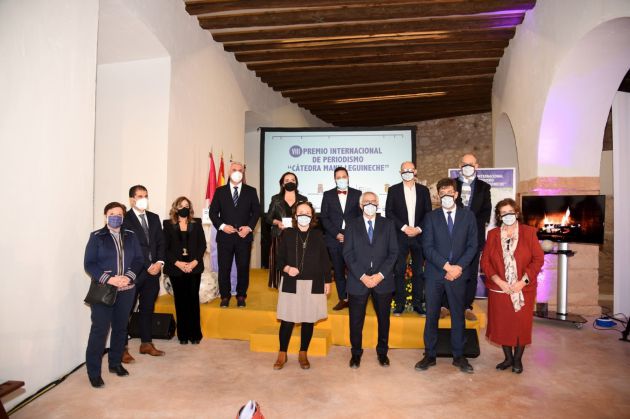 Asistentes a la entrega del premio Asistentes a la entrega del premio