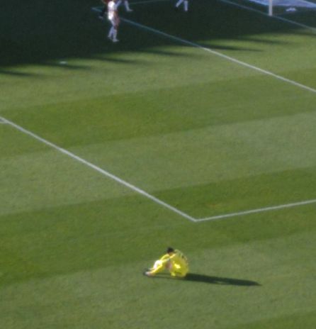 Tomeu Nadal, llorando en el terreno del juego del Carlos Belmonte al finalizar el partido Tomeu Nadal, llorando en el terreno del juego del Carlos Belmonte al finalizar el partido