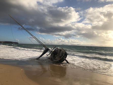 El velero rescatado en Papagayo. El velero rescatado en Papagayo.