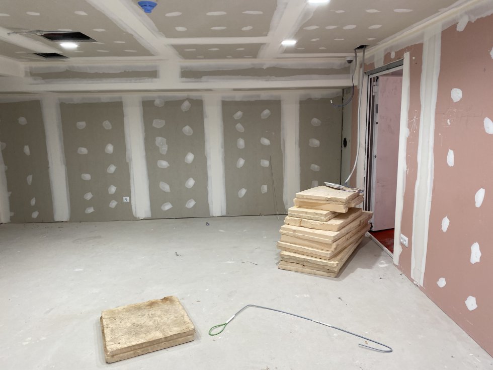 Espacios aún en obras del Hospital Enfermera Isabel Zendal. Espacios aún en obras del Hospital Enfermera Isabel Zendal.