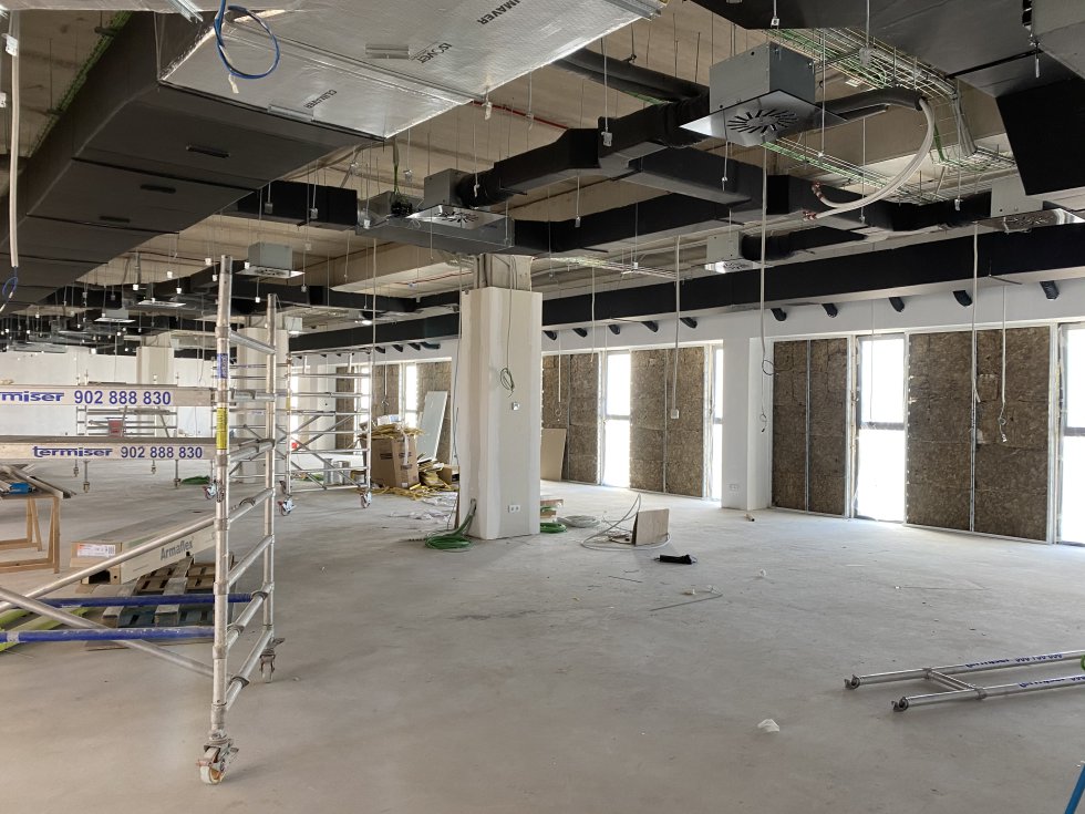 Espacios aún en obras del Hospital Enfermera Isabel Zendal. Espacios aún en obras del Hospital Enfermera Isabel Zendal.