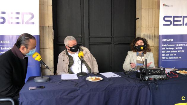 De izquierda a derecha: Javier López Estrada, Joaquín Díaz y María Gutiérrez. De izquierda a derecha: Javier López Estrada, Joaquín Díaz y María Gutiérrez.