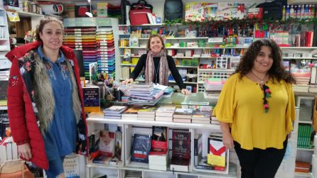 Mª José Ruiz, Marisa peñas y Cristina Ucedas. Comercio de cercanía Mª José Ruiz, Marisa peñas y Cristina Ucedas. Comercio de cercanía