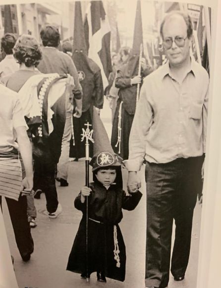 Luis Carlos Peris con su hijo en Semana Santa Luis Carlos Peris con su hijo en Semana Santa