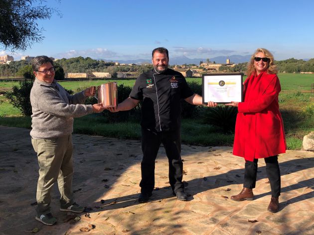 El cuiner Miquel Calent, nomenat Tafoner Major per la DO Oli de Mallorca El cuiner Miquel Calent, nomenat Tafoner Major per la DO Oli de Mallorca