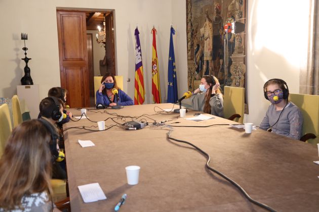 Los niños preguntan a la presidenta Los niños preguntan a la presidenta