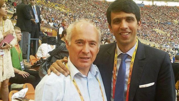 Miguel Angel Mostaza junto a Hicham El Guerrouj Miguel Angel Mostaza junto a Hicham El Guerrouj