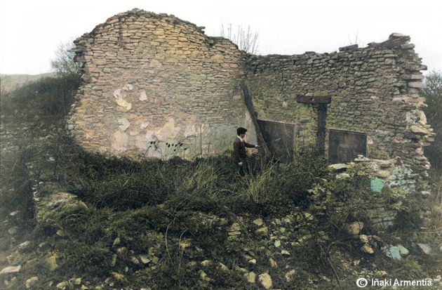 Las ruinas de la escuela de Orenin Las ruinas de la escuela de Orenin