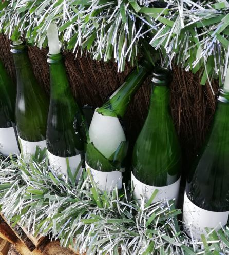 Las botellas también han reventado por la presión Las botellas también han reventado por la presión