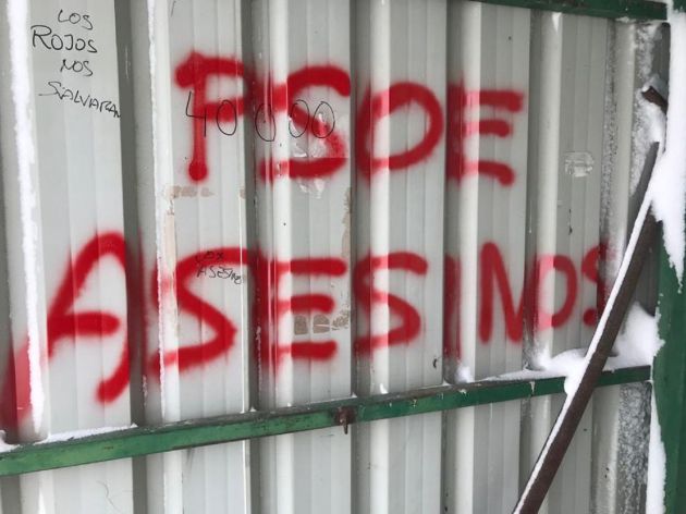 Pintadas contra el PSOE aparecidas en Cantalejo Pintadas contra el PSOE aparecidas en Cantalejo