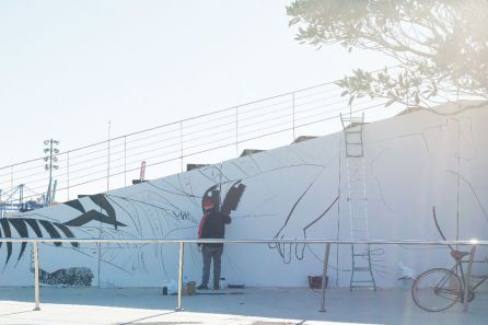 Arte urbano en la Marina de València Arte urbano en la Marina de València