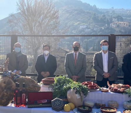 Presentación de la promoción de la Olla de San Antón en Monachil (Granada) Presentación de la promoción de la Olla de San Antón en Monachil (Granada)