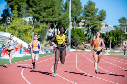 Binta Watt, segunda en los 60 m.l. Binta Watt, segunda en los 60 m.l.
