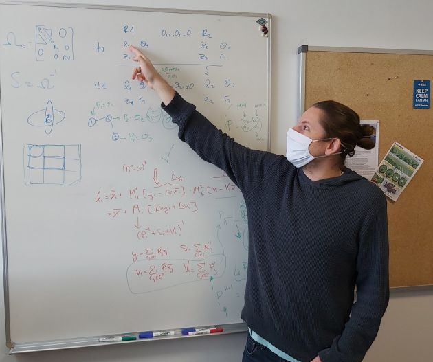 Eduardo Montijano está embarcado en un proyecto internacional junto con la Universidad de Delft, en Holanda, y el MIT de Massachussets (EEUU) Eduardo Montijano está embarcado en un proyecto internacional junto con la Universidad de Delft, en Holanda, y el MIT de Massachussets (EEUU)