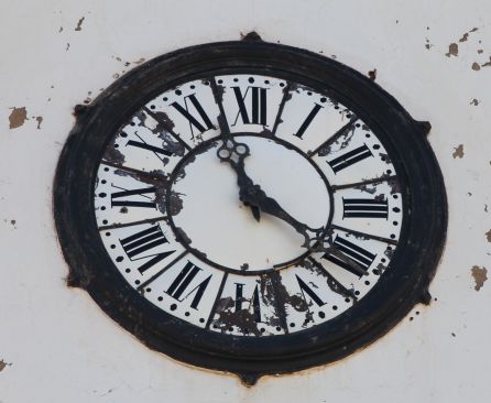 Reloj de la Iglesia de San Isidro. Reloj de la Iglesia de San Isidro.
