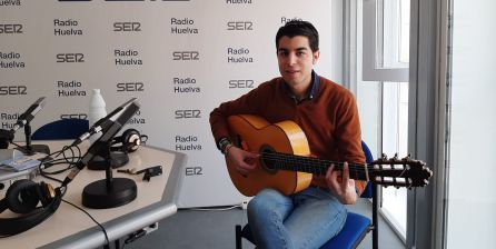 Sergio López, guitarra flamenca. Zalamea La Real (Huelva) Sergio López, guitarra flamenca. Zalamea La Real (Huelva)