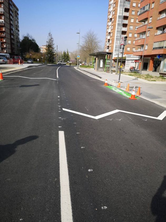 Unas líneas en zig-zag avisarán a los conductores del BEI Unas líneas en zig-zag avisarán a los conductores del BEI