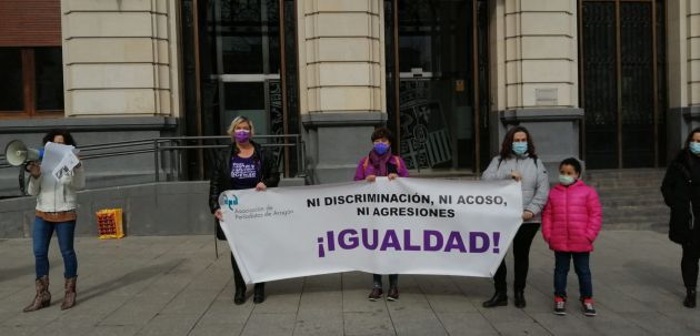 Concentración de la Asociación de Periodistas de Aragón Concentración de la Asociación de Periodistas de Aragón