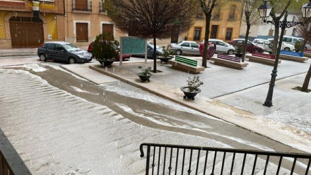 Imagen de la granizada en Santa Cruz de Mudela (Ciudad Real) Imagen de la granizada en Santa Cruz de Mudela (Ciudad Real)