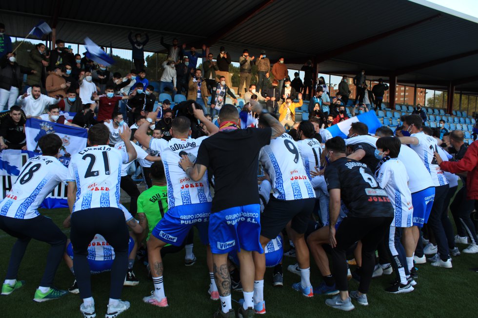 El Talavera en 1ª RFEF: así se ha vivido la celebración en el Prado El Talavera en 1ª RFEF: así se ha vivido la celebración en el Prado
