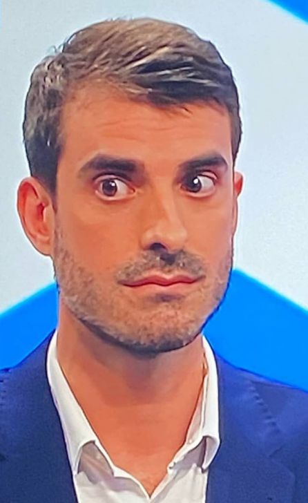 El politólogo riojano es comentarista de Hora 25 El politólogo riojano es comentarista de Hora 25