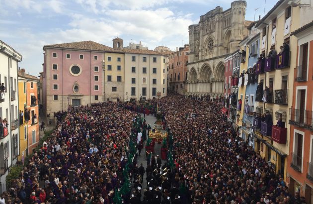 Procesión Camino del Calvario entrando en la plaza Mayor en 2017. Procesión Camino del Calvario entrando en la plaza Mayor en 2017.