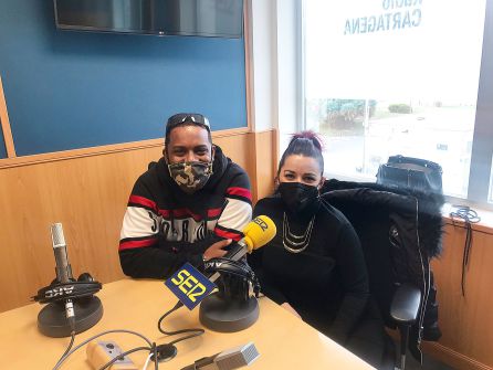 Álvaro y Raquel durante su entrevista en 'Hoy por hoy Cartagena' Álvaro y Raquel durante su entrevista en 'Hoy por hoy Cartagena'