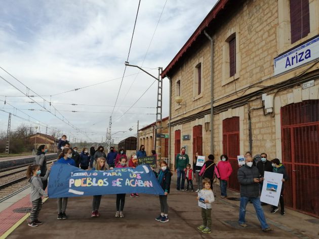 Protesta en la estación de Ariza Protesta en la estación de Ariza