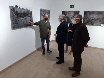 Visita del delegado de Cultura y Patrimonio en Jaén al Museo de Linares Visita del delegado de Cultura y Patrimonio en Jaén al Museo de Linares