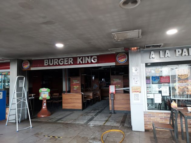 El local afectado por el incendio. El local afectado por el incendio.