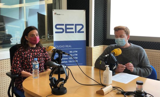 Pilar Zamora, alcaldesa junto a Kevin Orman, Coordinador de Hoy por Hoy Ciudad Real Pilar Zamora, alcaldesa junto a Kevin Orman, Coordinador de Hoy por Hoy Ciudad Real