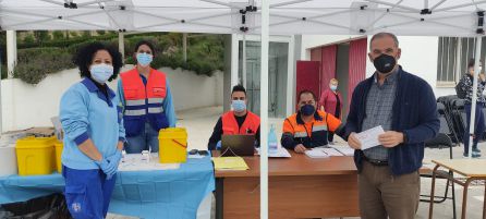 Puesto de vacunación en Quesda junto al centro de Salud Puesto de vacunación en Quesda junto al centro de Salud