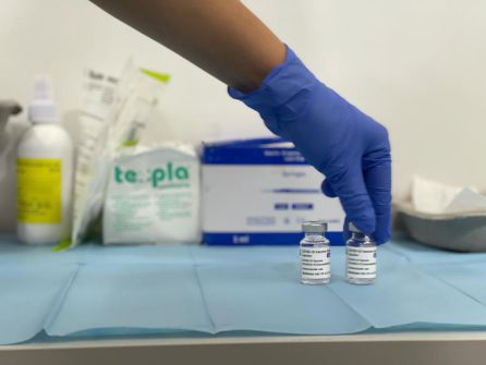 Vacuna de AstraZeneca, dispuestas para ser administradas en el centro de vacunación masiva de INFECAR. Vacuna de AstraZeneca, dispuestas para ser administradas en el centro de vacunación masiva de INFECAR.
