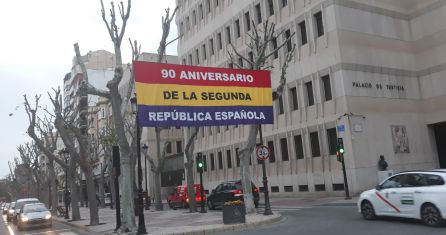 Así lucía la bandera hasta esta madrugada Así lucía la bandera hasta esta madrugada